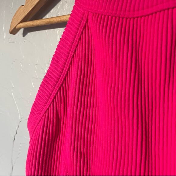 Aerie Workout Halter Ribbed Soft Neon Barbie Pink Crop Tank Top Build in Bra XL - Picture 5 of 8